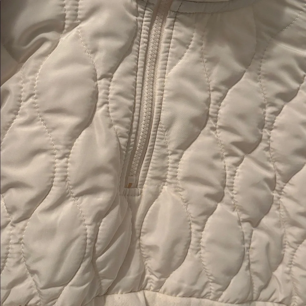 Kids Cream pull over Sz 14Y